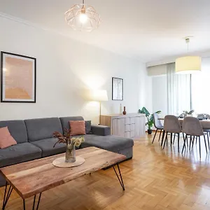 Houseloft White Tower Echo Daire